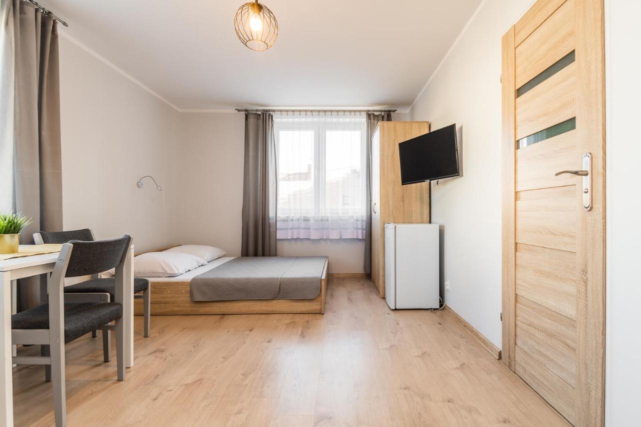 Pokoje Goscinne Lipowa Sztutowo Exterior foto